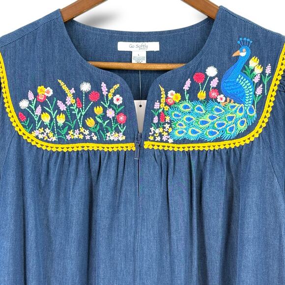 Go Softly Denim Embroidered Floral Peacock Patio Dress Sz X-Large Full Zip - Picture 2 of 8